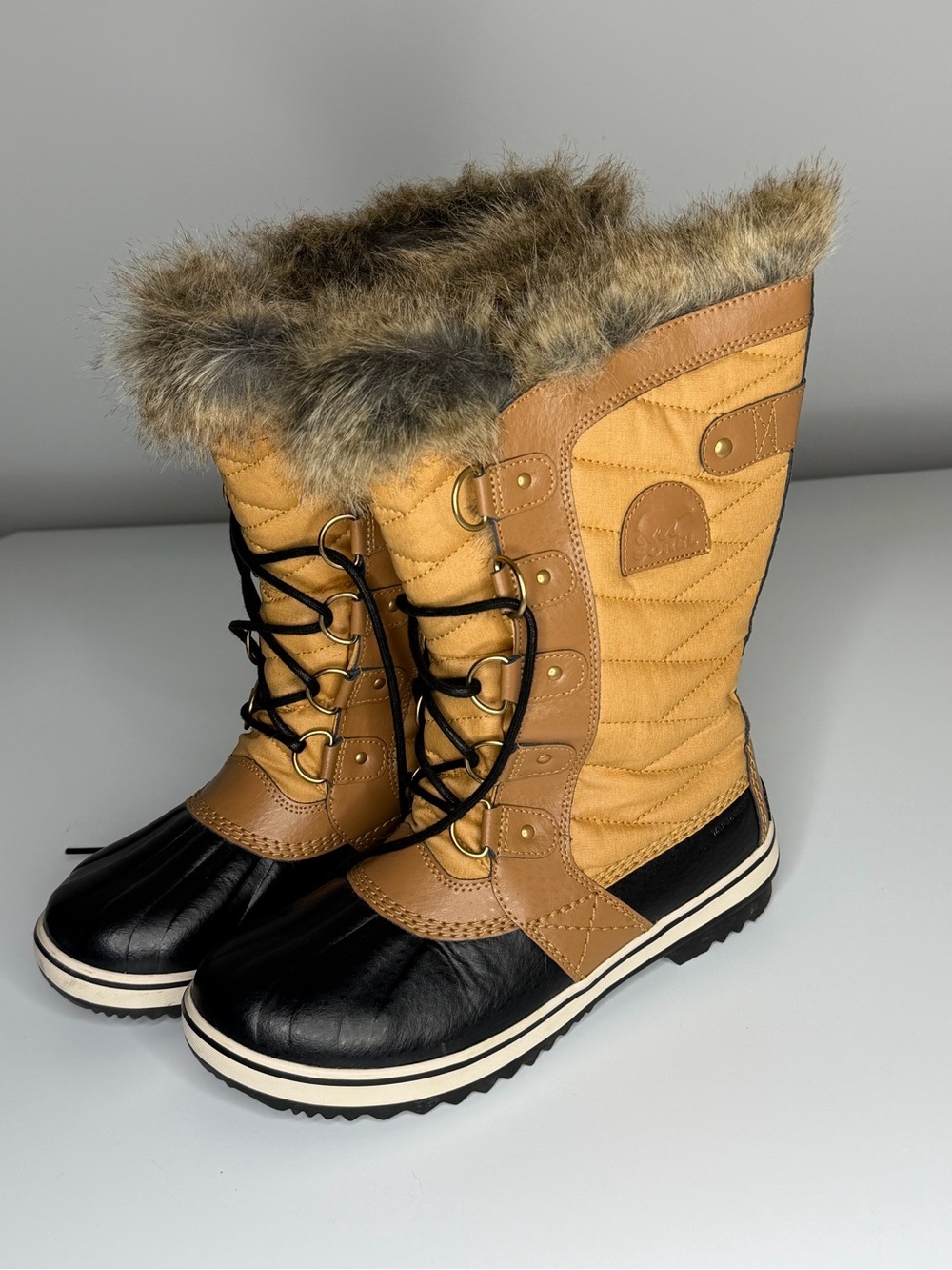 Sorel Tofino II Waterproof Boots Curry Fawn Women Size 6.5
